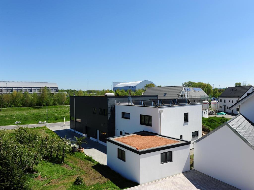 Ferienwohnung am Zeppelin Hangar FDH Exterior foto